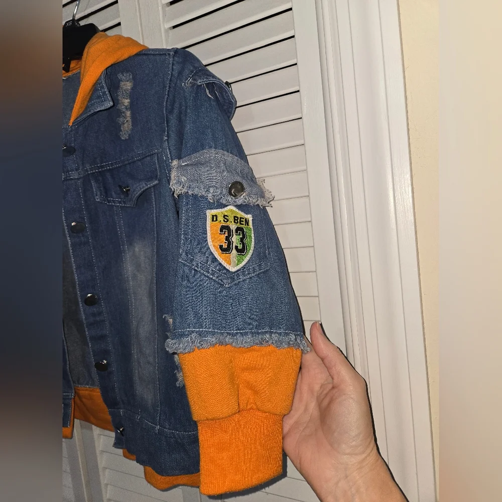 Boy's 6 - 7 Hooded Distressed Denim Jacket